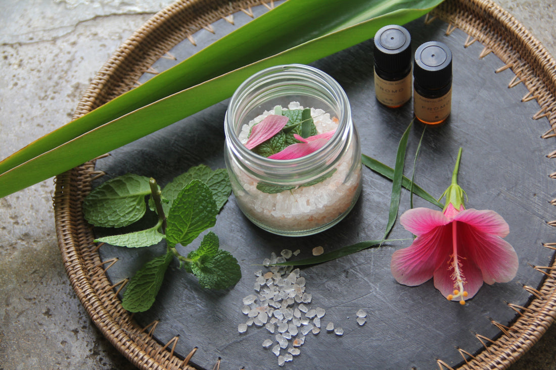 「はいむるぶし」リゾートにてFROMOエッセンシャルオイルでのバスソルトづくりがスタート